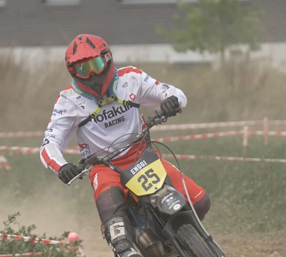 Im Rennsport sind Handschuhe alternativlos Im Rennsport sind Handschuhe alternativlos