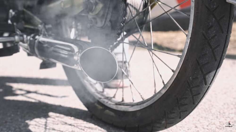 Set Auspuff Sidepipe (Ø 28 / 60 mm) Puch Chrom Set Auspuff Sidepipe (Ø 28 / 60 mm) Puch Chrom