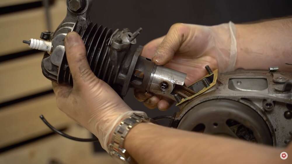 GPO 41 mm Zylinder Sachs 50/3, 50/4 (eckiger Einlass) gebläsegekühlt (DE) GPO 41 mm Zylinder Sachs 50/3, 50/4 (eckiger Einlass) gebläsegekühlt (DE)