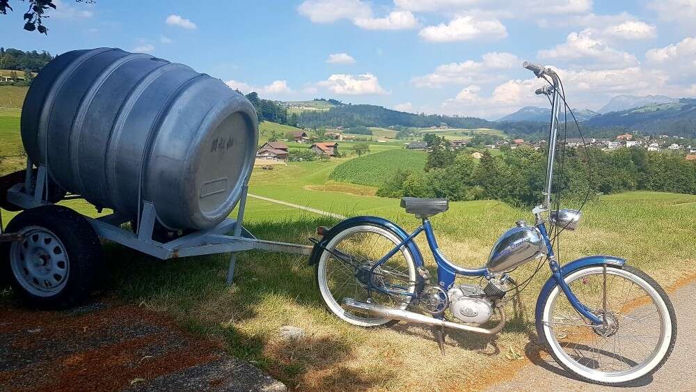 Wer lediglich Getränke unterwegs verzehren möchte, sollte sich diese schöne Variante mal genauer anschauen Wer lediglich Getränke unterwegs verzehren möchte, sollte sich diese schöne Variante mal genauer anschauen