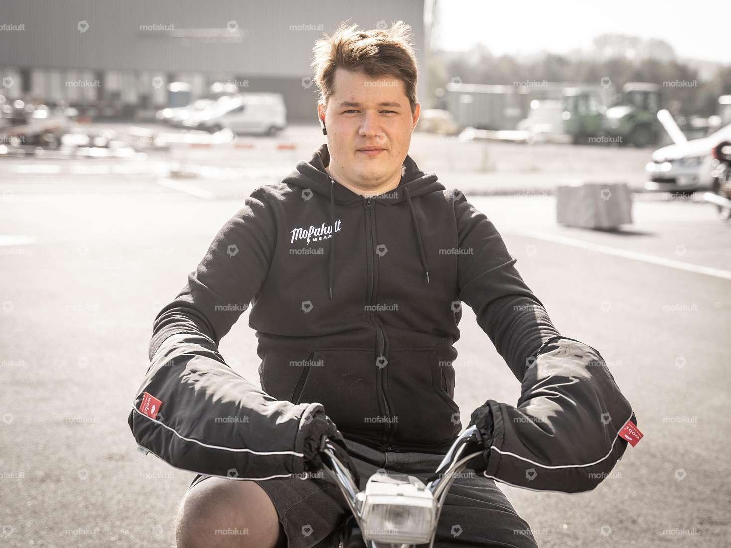 wobs Handschutz gefüttert lang schwarz Carousel Image 4