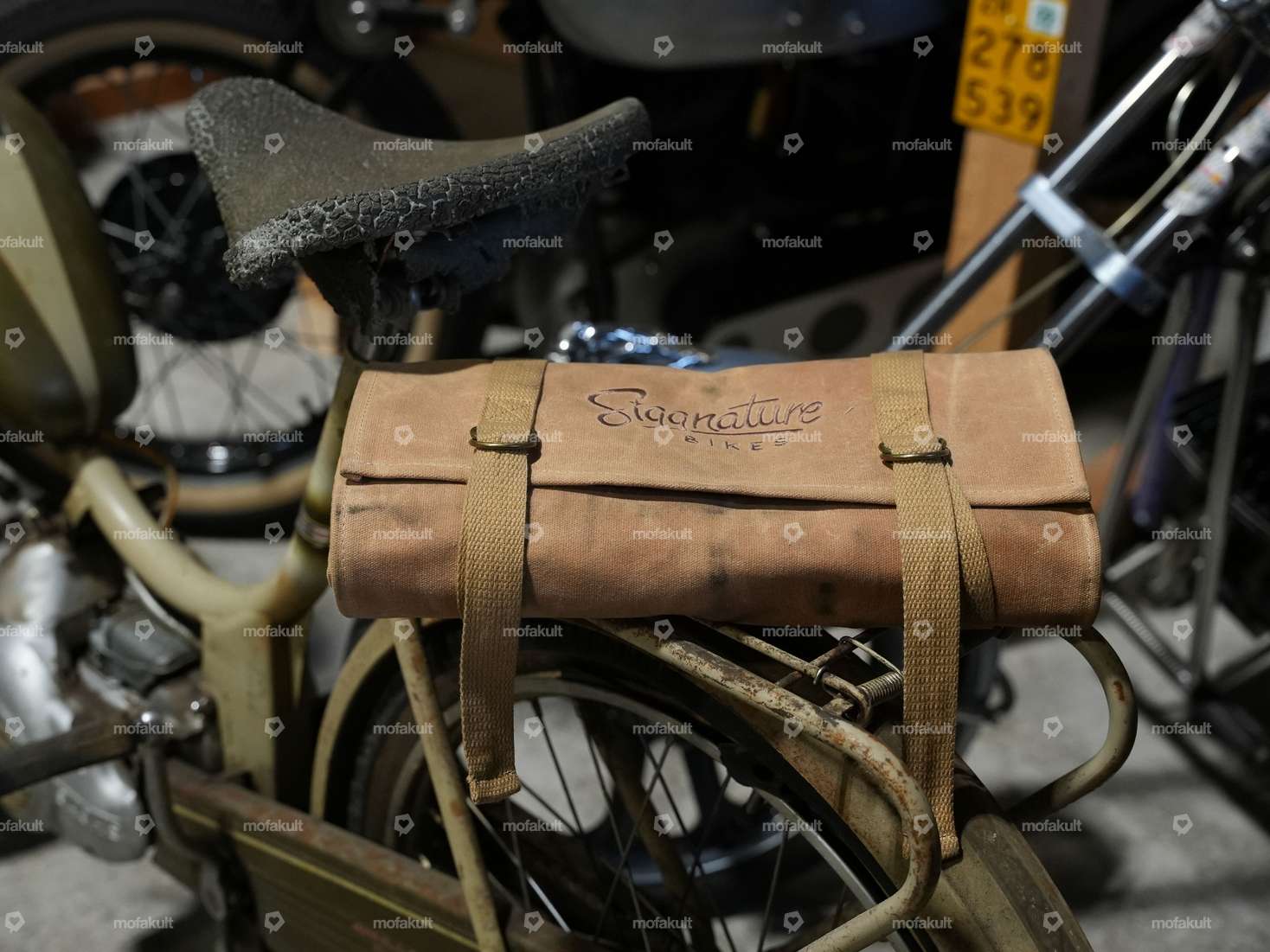 Borsa porta attrezzi Siggnature in tela beige Carousel Image 5