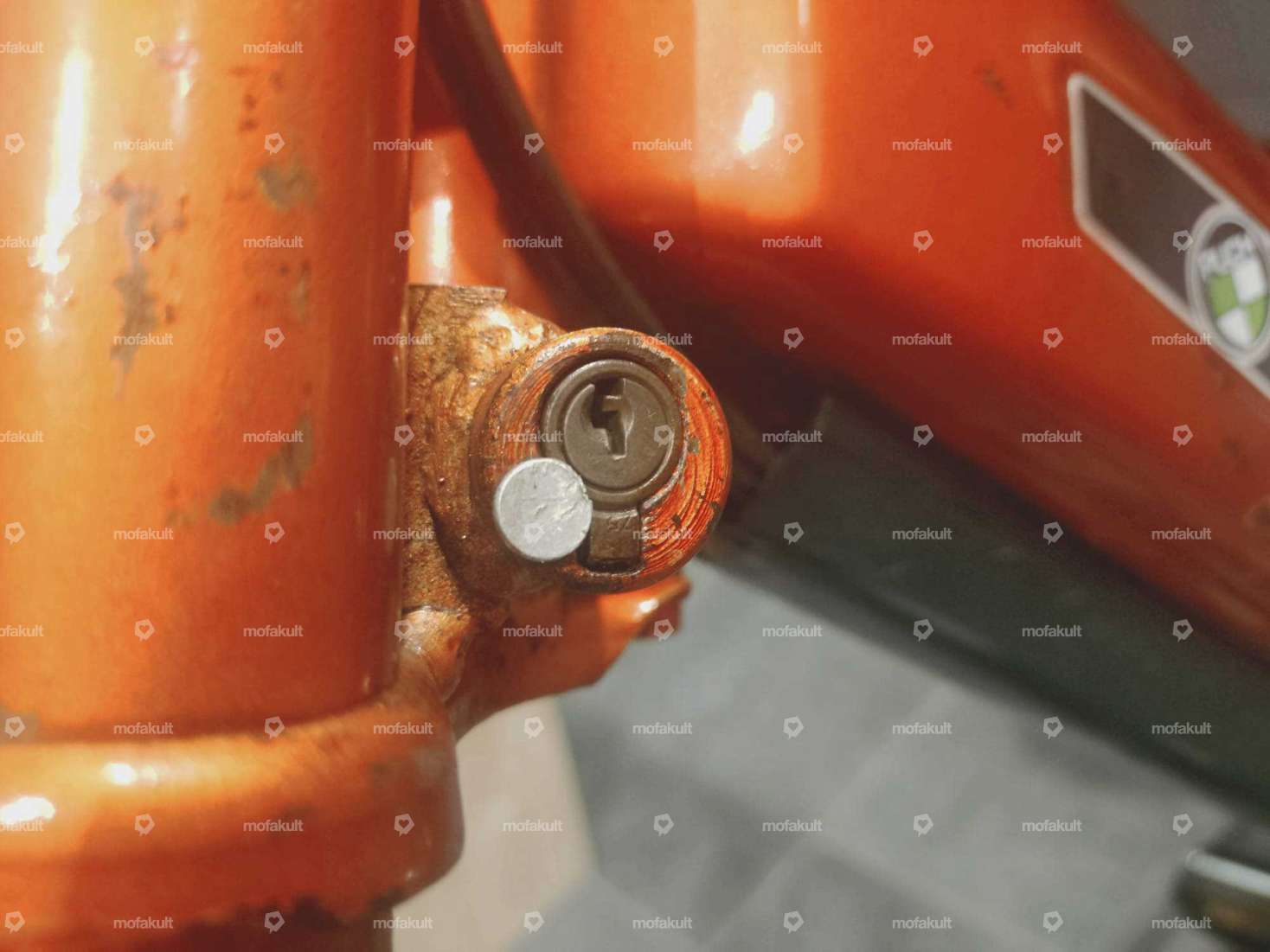 swiing® revival blocco forcella a perno dentato alluminio | Puch Carousel Image 2