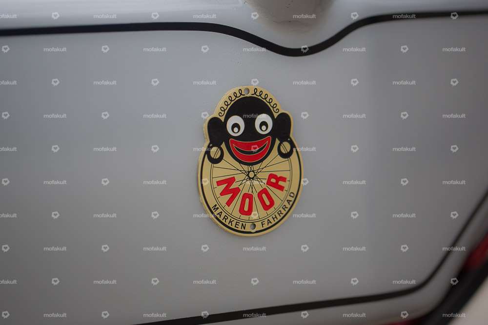 Cartello del marchio Moor (piatto) Carousel Image 2