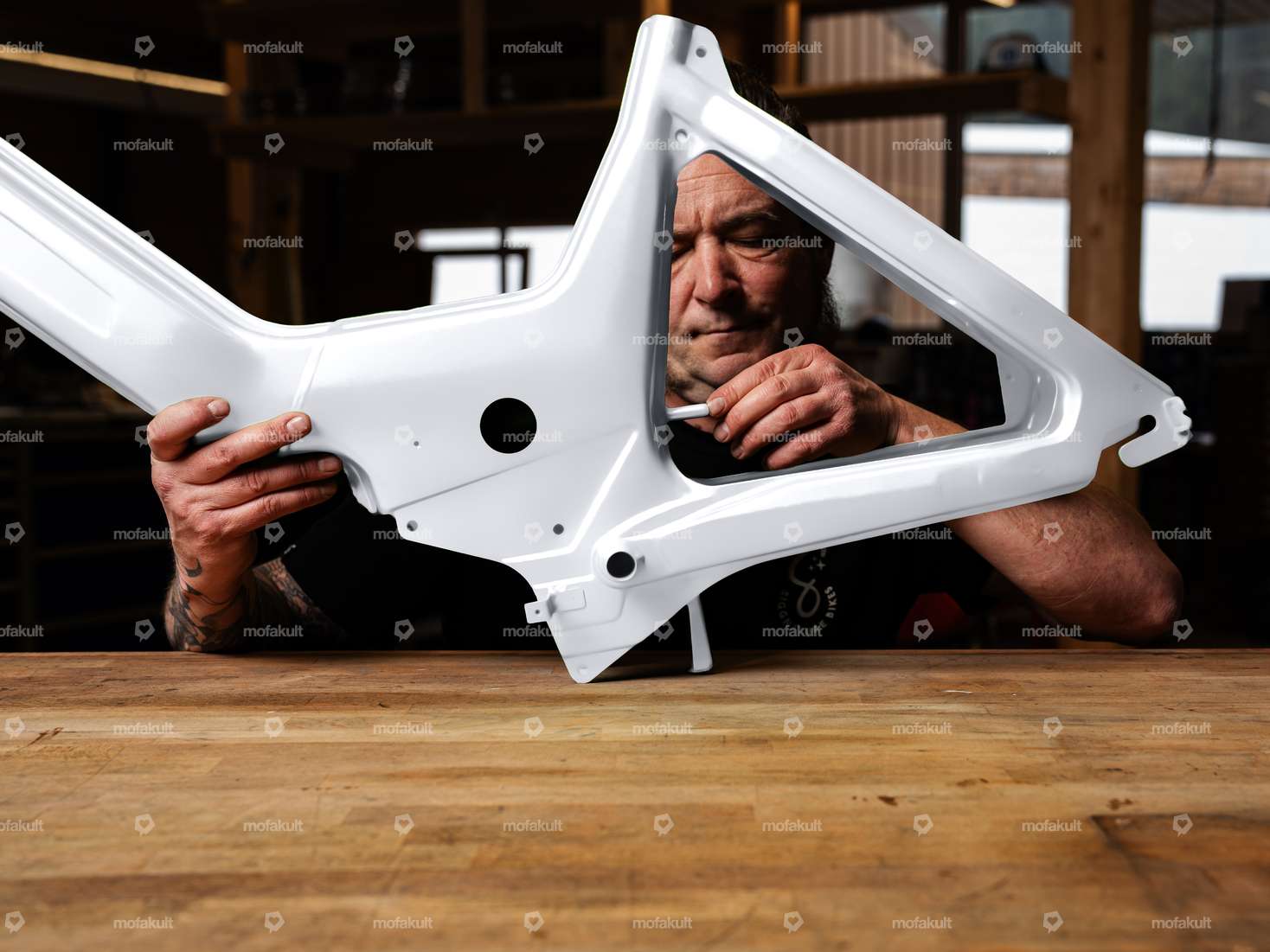 Siggnature moped paint frame tank RAL Carousel Image 1