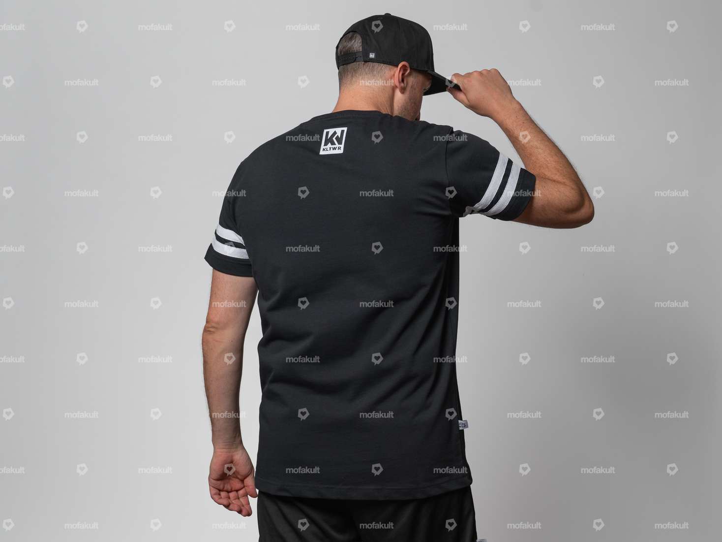 KULTWEAR T-Shirt «Crew» schwarz / weiss Carousel Image 2