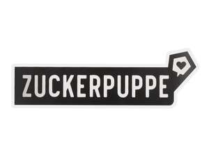 Adesivo mk-Merch "ZUCKERPUPPE" 25 x 100 mm Adesivo mk-Merch "ZUCKERPUPPE" 25 x 100 mm
