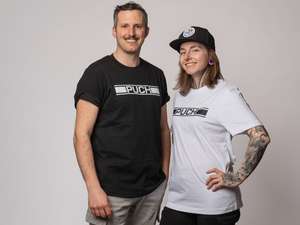 mk-Merch Maglietta "PUCH" UNISEX nero mk-Merch Maglietta "PUCH" UNISEX nero