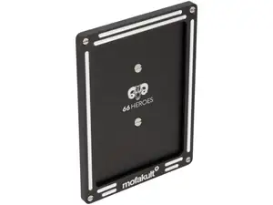 66HEROES Cornice porta numero personalizzata "mofakult" nera (versione CH) 66HEROES Cornice porta numero personalizzata "mofakult" nera (versione CH)