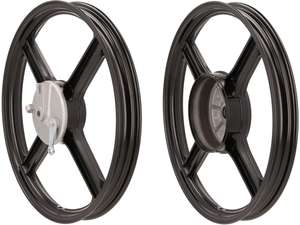 Jeu de jantes 16" en fonte noire (4 rayons) réplique | Piaggio Bravo Jeu de jantes 16" en fonte noire (4 rayons) réplique | Piaggio Bravo