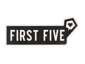 Adesivo mk-Merch "FIRST FIVE" 25 x 100 mm Adesivo mk-Merch "FIRST FIVE" 25 x 100 mm