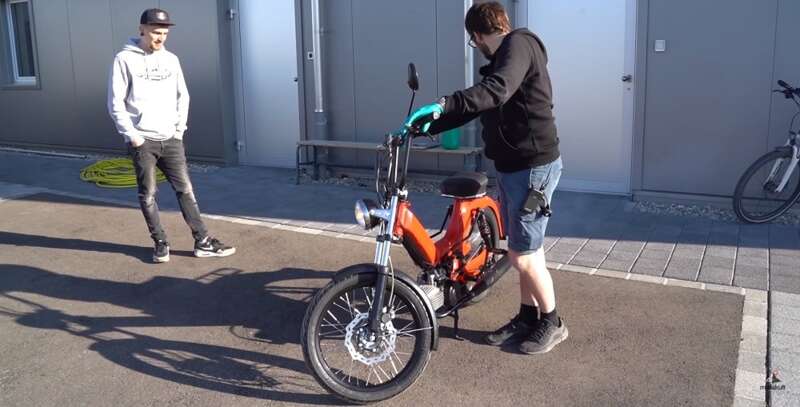 Standgas an deinem Mofa optimal einstellen Standgas an deinem Mofa optimal einstellen